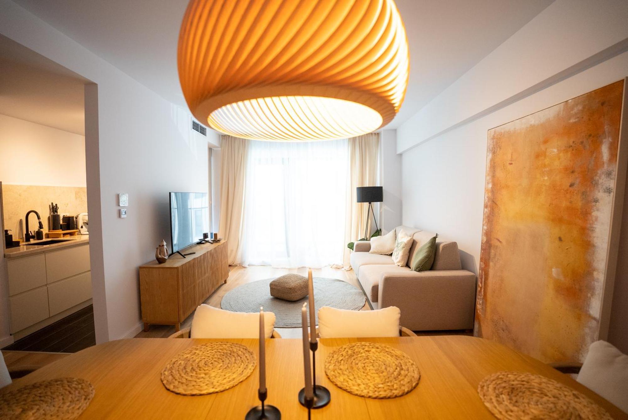 The Level Sanctuary: Free Parking & Netflix Apartamento Bucareste Exterior foto