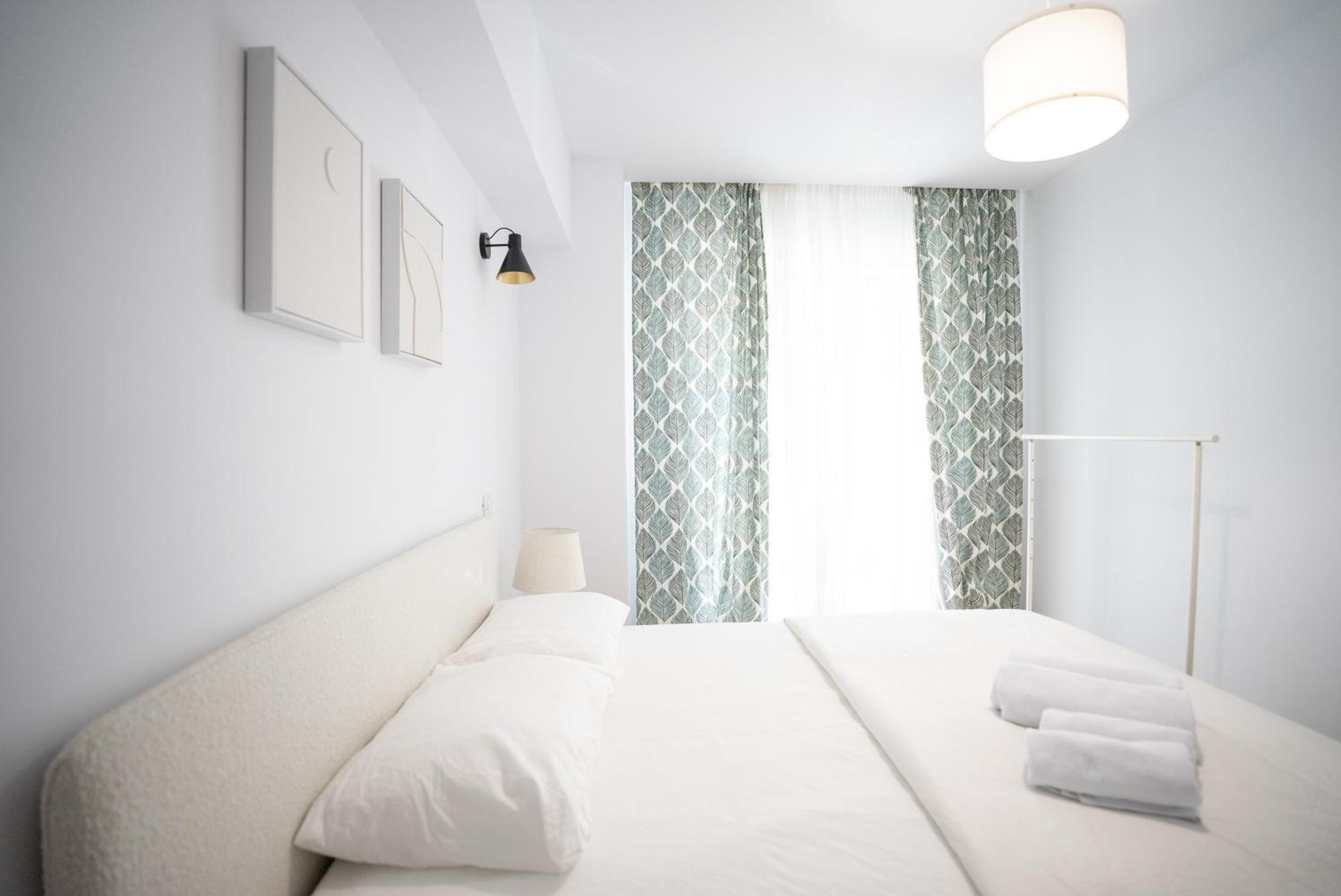 The Level Sanctuary: Free Parking & Netflix Apartamento Bucareste Exterior foto