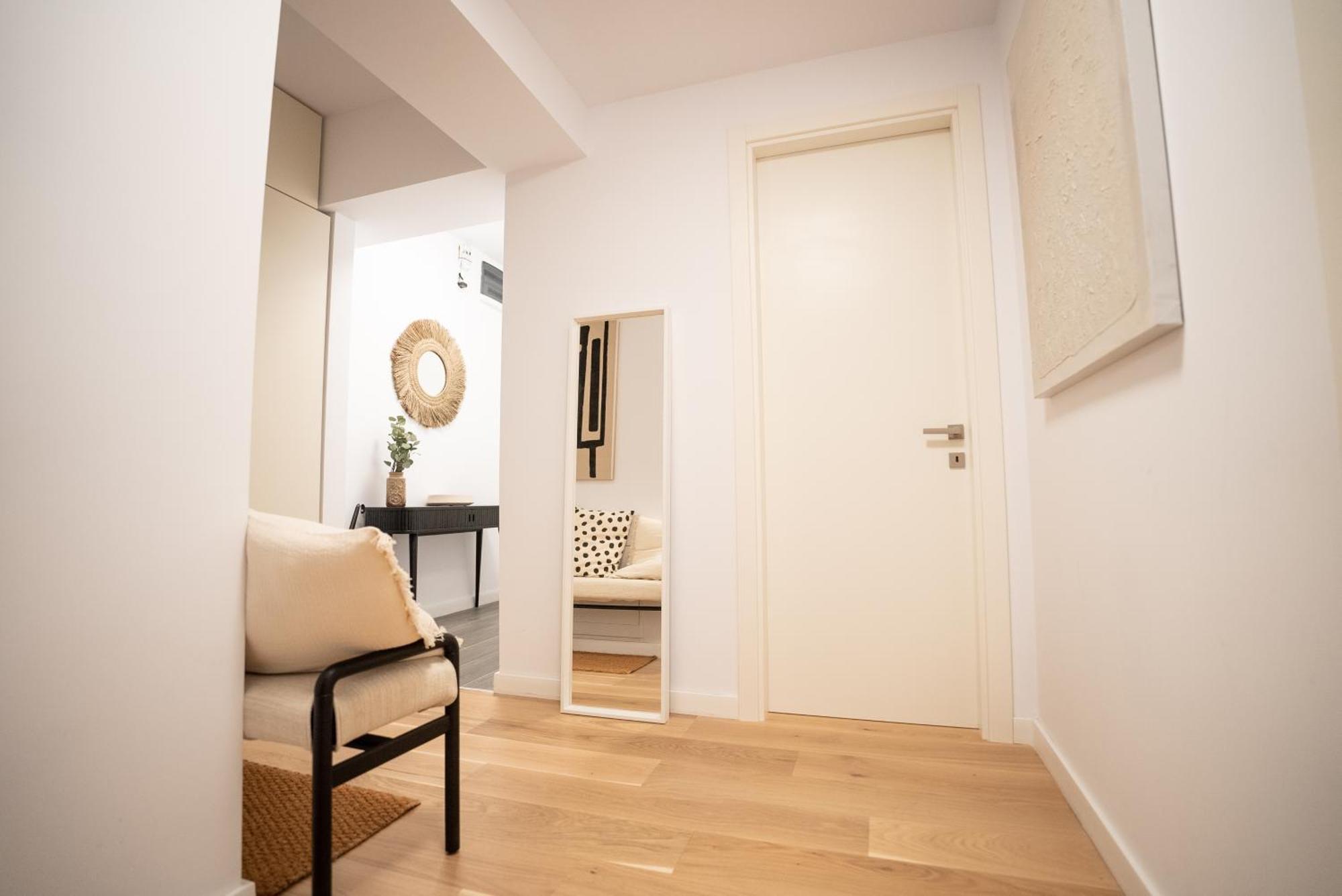 The Level Sanctuary: Free Parking & Netflix Apartamento Bucareste Exterior foto